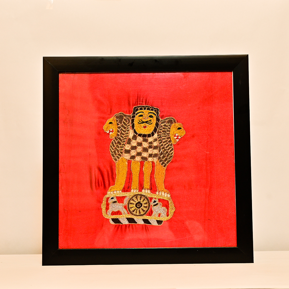 Handmade Embroidered Wall Frame – Ashoka Pillar